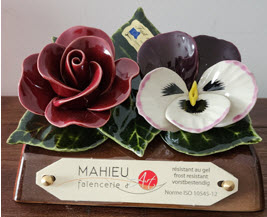 Purple/White Pansy and Dark Red Rose stand