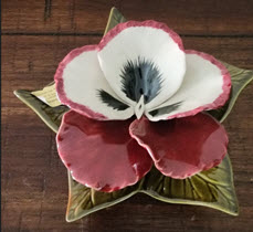 Dark Red/White Pansy button